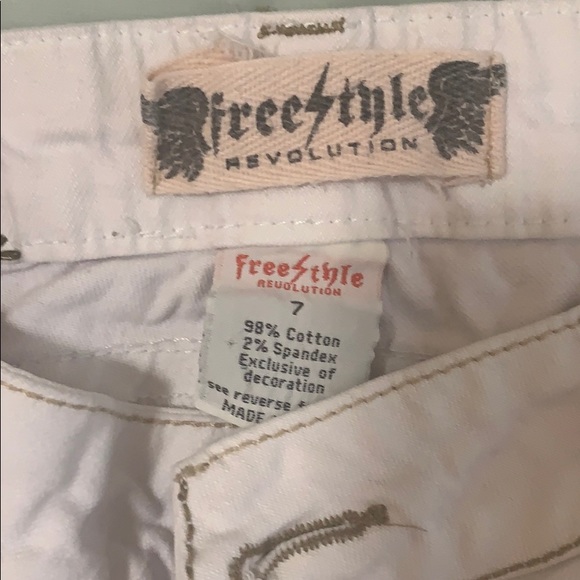 Freestyle Capri Jeans - Picture 2 of 4